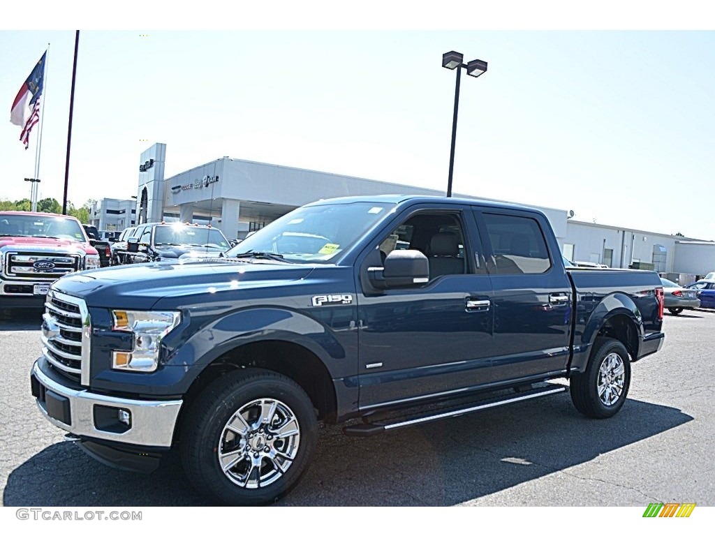 2016 F150 XLT SuperCrew 4x4 - Blue Jeans / Medium Earth Gray photo #3