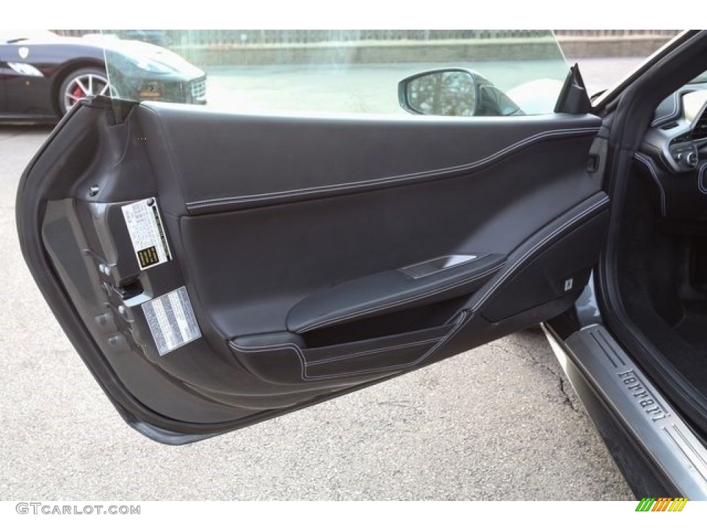 2015 Ferrari 458 Italia Door Panel Photos
