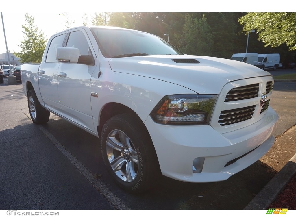 2014 1500 Sport Crew Cab 4x4 - Bright White / Black photo #4