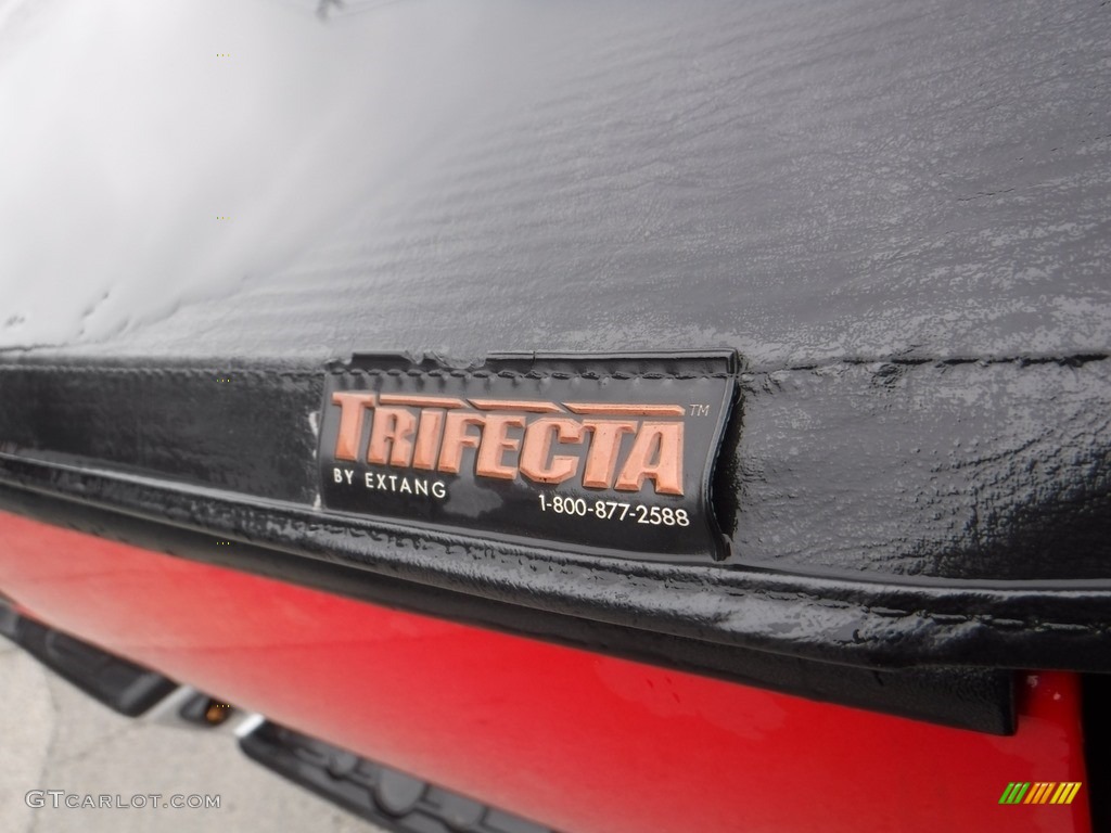 2008 Tacoma V6 SR5 Access Cab 4x4 - Radiant Red / Graphite Gray photo #12