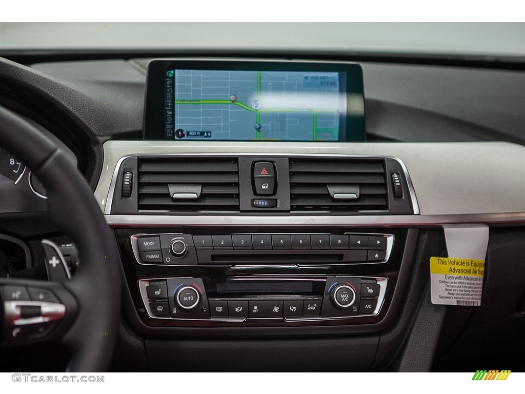 2016 BMW M4 Convertible Controls Photo #112586367