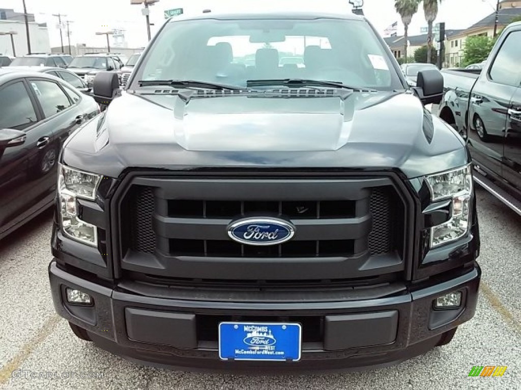 2016 F150 XL SuperCrew - Shadow Black / Medium Earth Gray photo #7