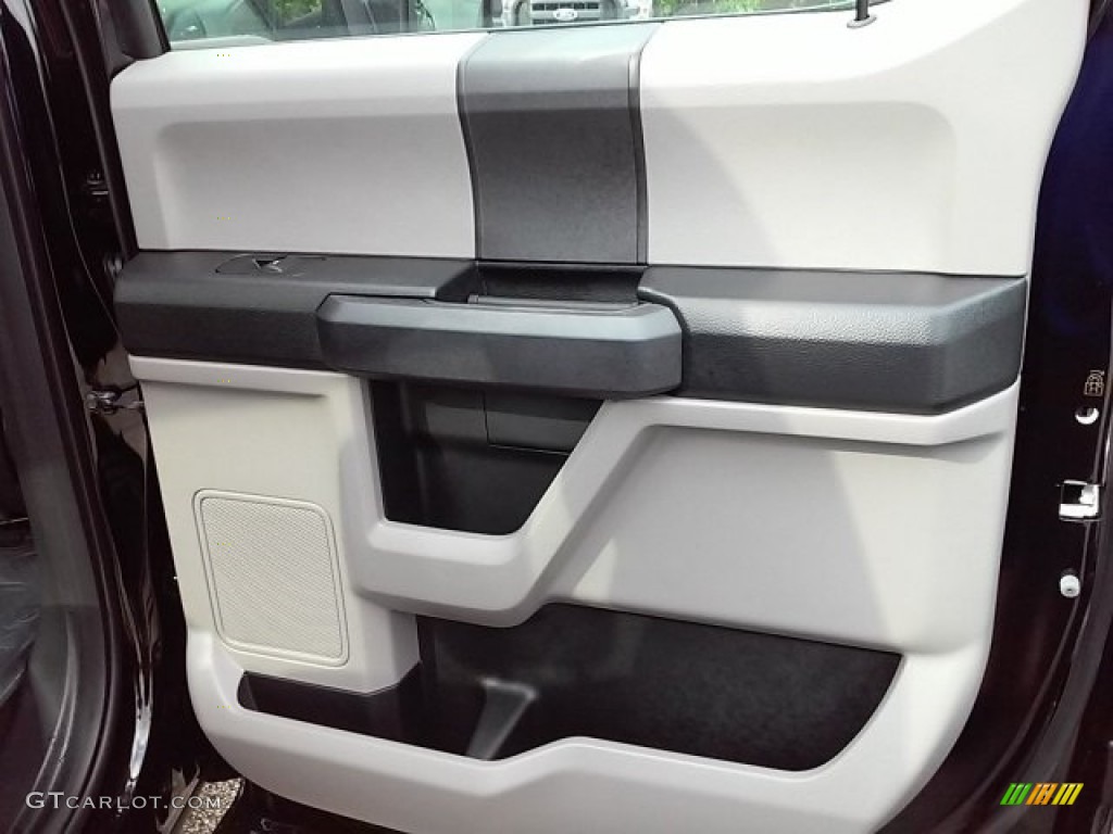 2016 F150 XL SuperCrew - Shadow Black / Medium Earth Gray photo #17