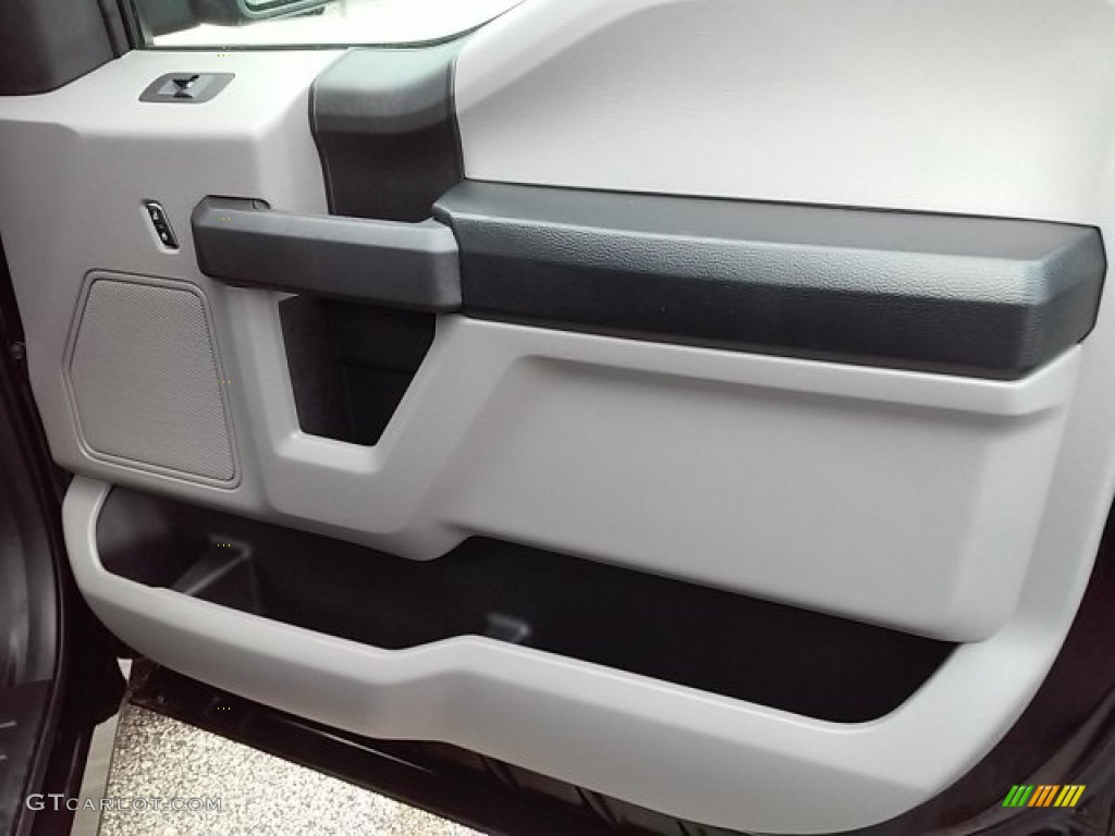 2016 F150 XL SuperCrew - Shadow Black / Medium Earth Gray photo #22