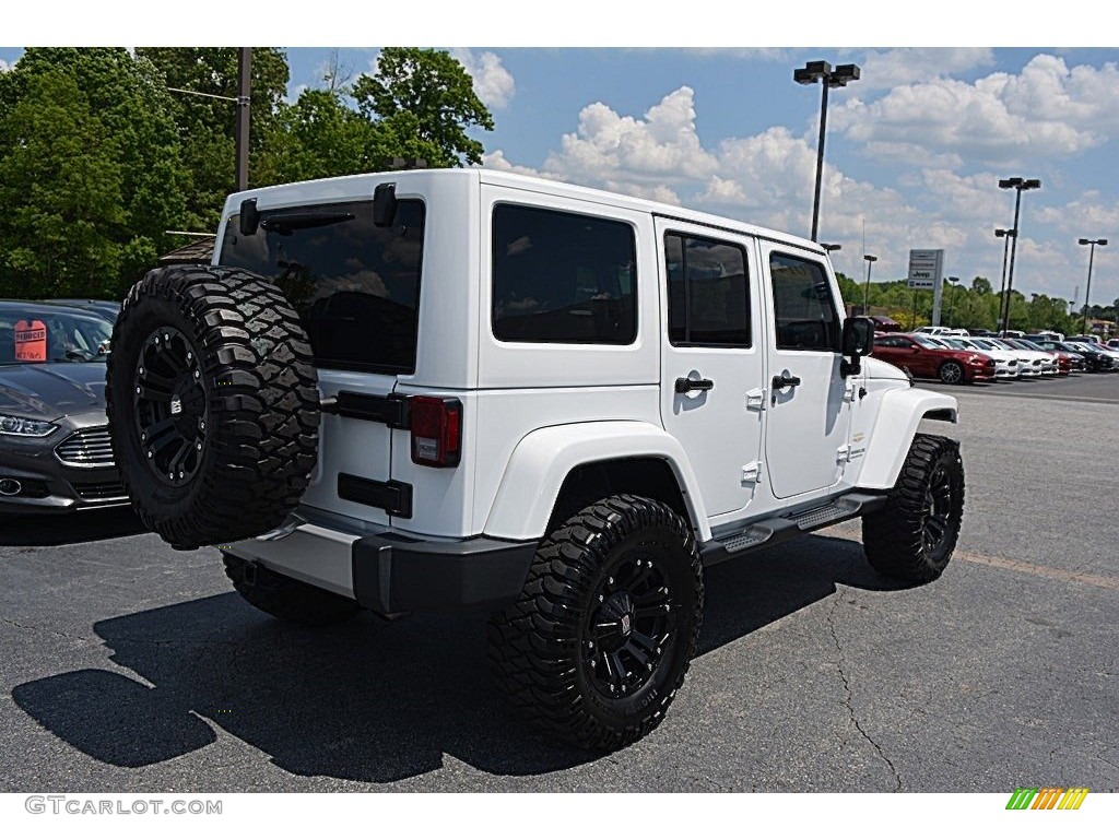 2014 Wrangler Unlimited Sahara 4x4 - Bright White / Black/Dark Saddle photo #3