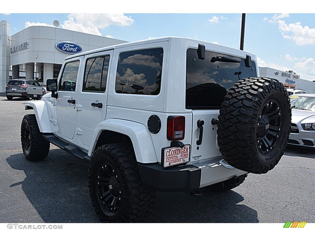 2014 Wrangler Unlimited Sahara 4x4 - Bright White / Black/Dark Saddle photo #5