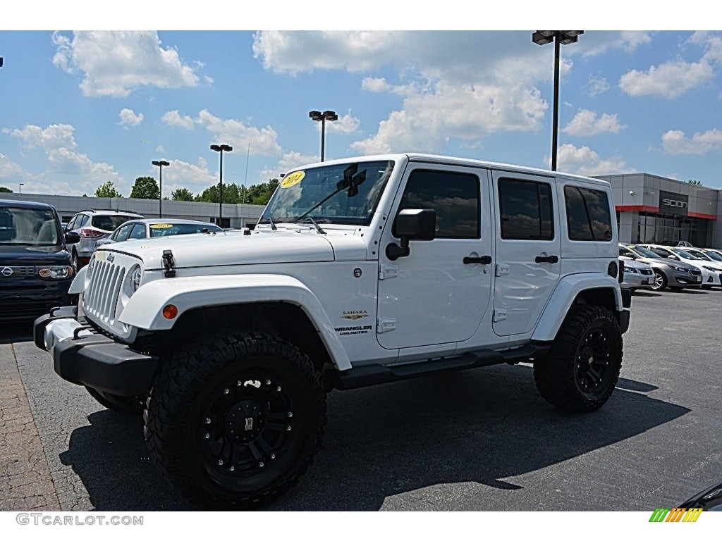 2014 Wrangler Unlimited Sahara 4x4 - Bright White / Black/Dark Saddle photo #7