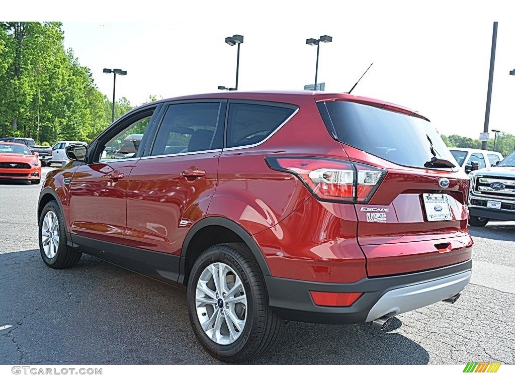 2017 Escape SE - Ruby Red / Charcoal Black photo #18