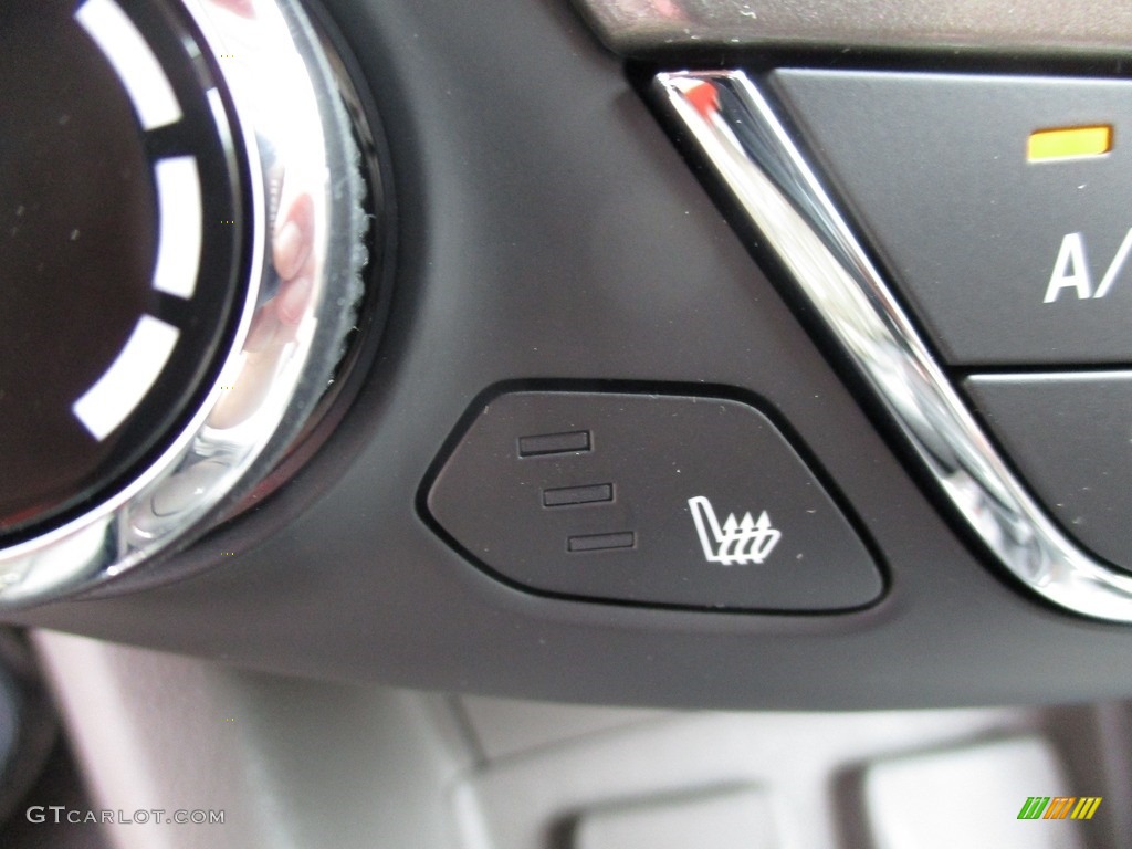 2016 Cruze LT Sedan - Summit White / Jet Black photo #17