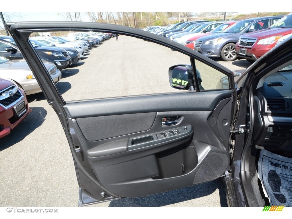 2013 XV Crosstrek 2.0 Premium - Dark Gray Metallic / Black photo #18