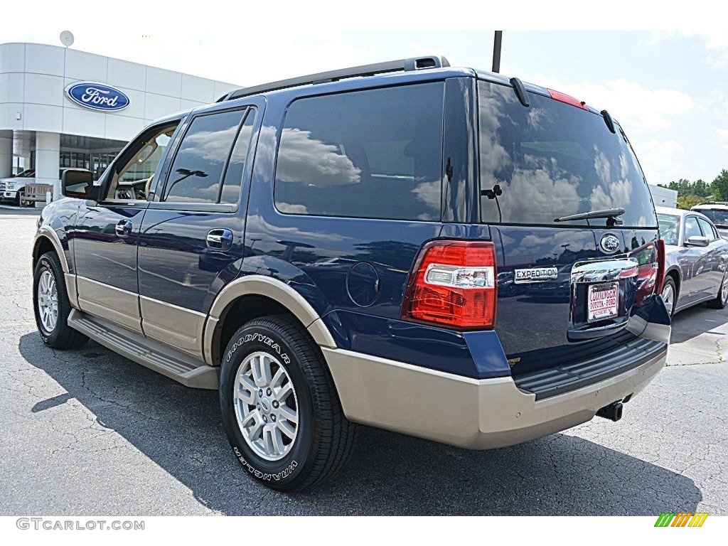 2011 Expedition XLT 4x4 - Dark Blue Pearl Metallic / Camel photo #5