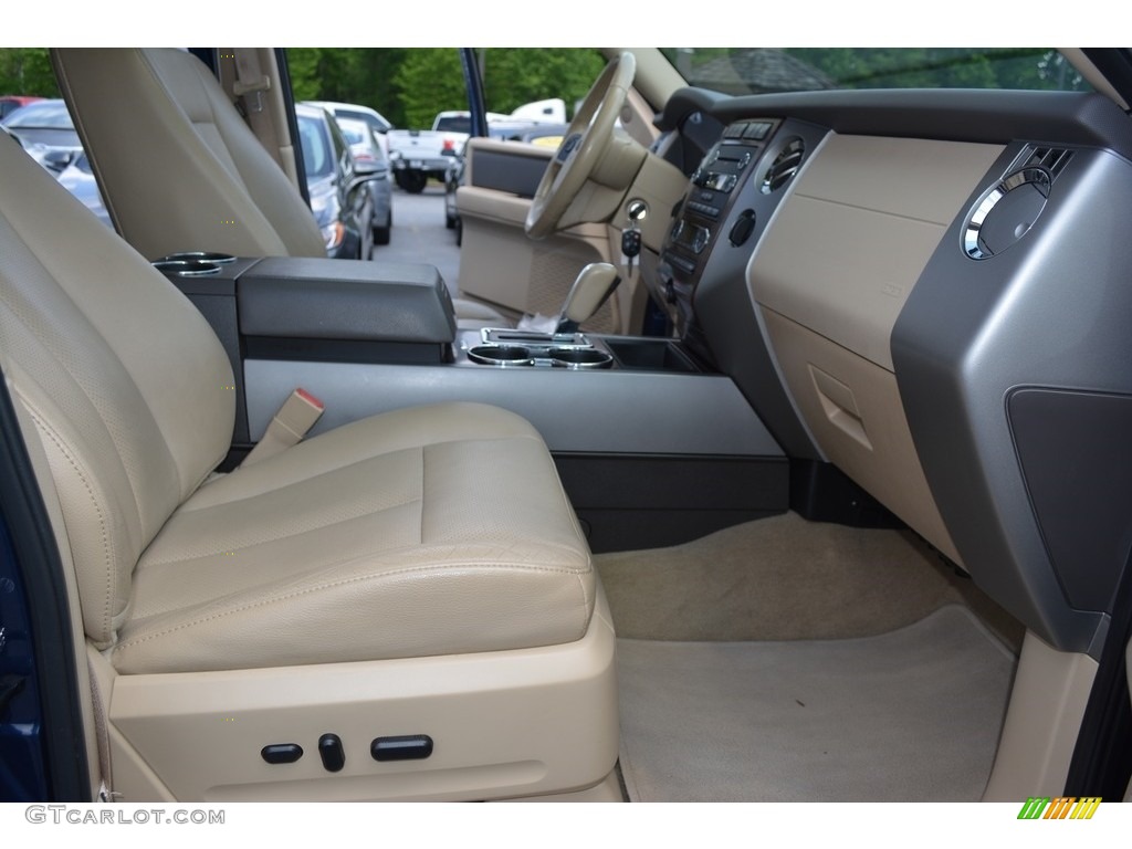 2011 Expedition XLT 4x4 - Dark Blue Pearl Metallic / Camel photo #19