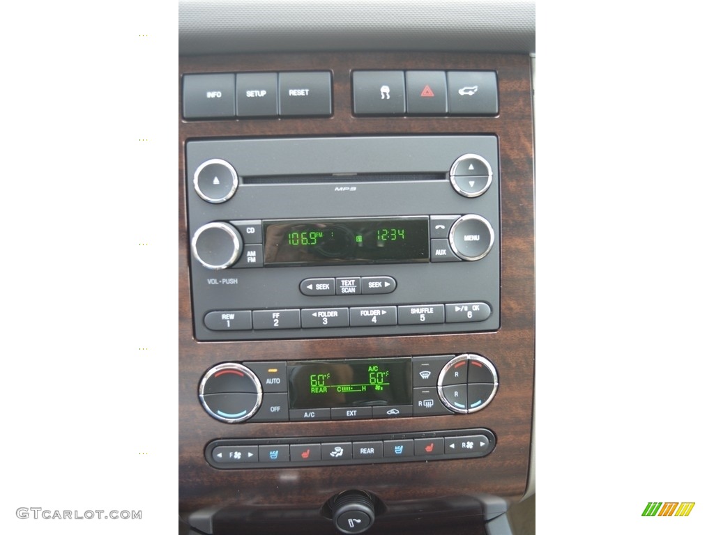 2011 Expedition XLT 4x4 - Dark Blue Pearl Metallic / Camel photo #20