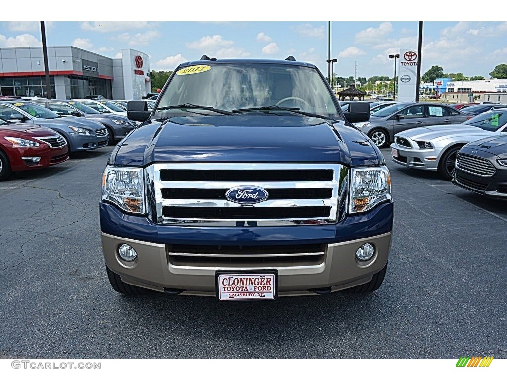 2011 Expedition XLT 4x4 - Dark Blue Pearl Metallic / Camel photo #28