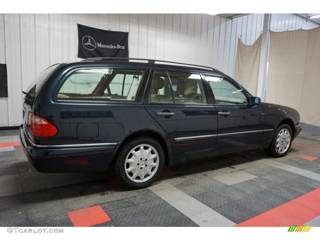 1999 E 320 4Matic Wagon - Midnight Blue / Parchment photo #7