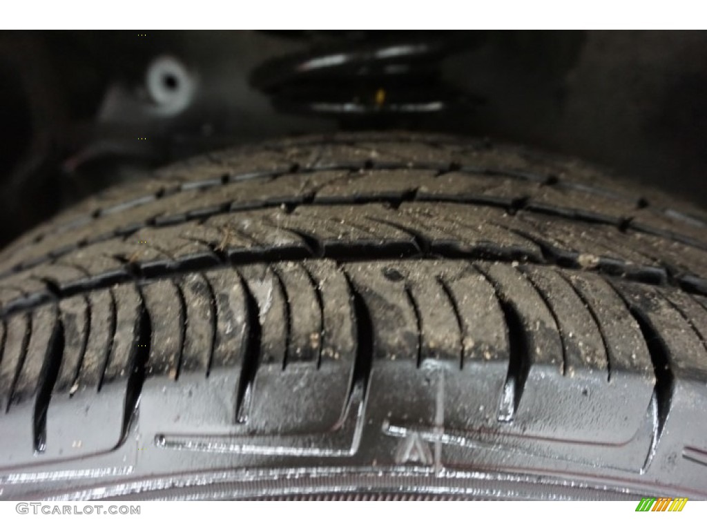 2005 Equinox LT AWD - Dark Silver Metallic / Light Cashmere photo #60