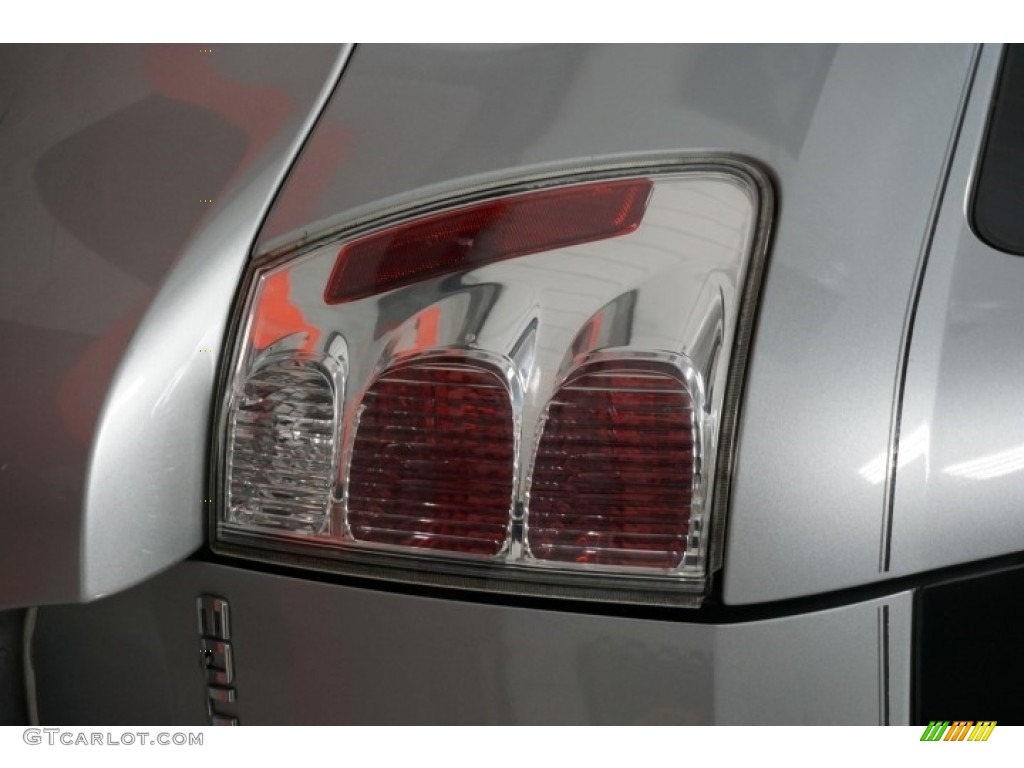 2005 Equinox LT AWD - Dark Silver Metallic / Light Cashmere photo #70