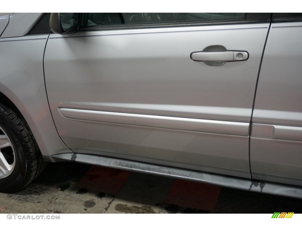 2005 Equinox LT AWD - Dark Silver Metallic / Light Cashmere photo #78