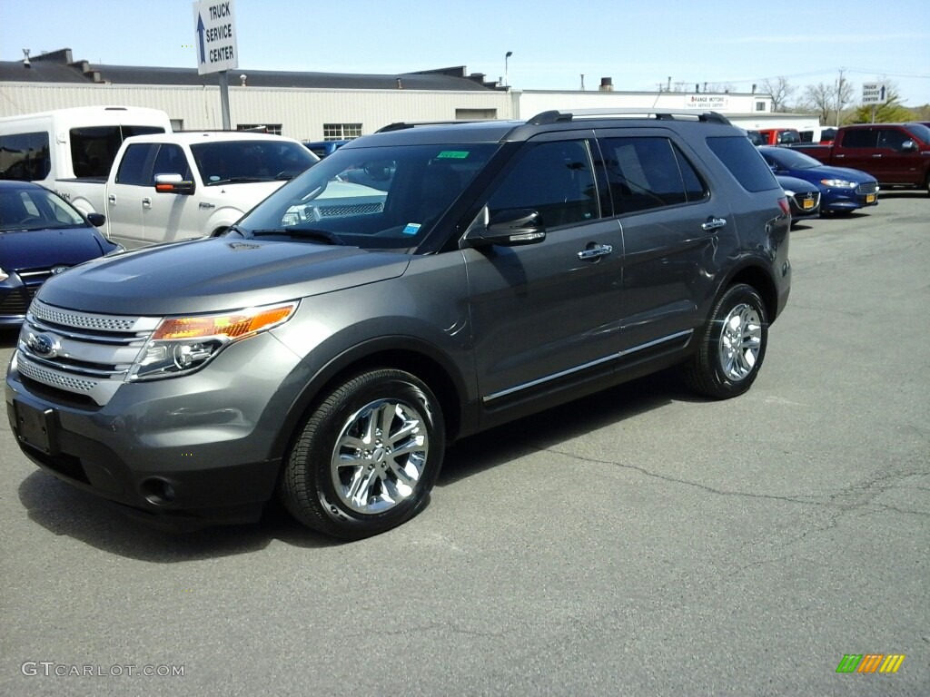 2014 Explorer XLT 4WD - Sterling Gray / Charcoal Black photo #3