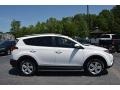 Super White - RAV4 XLE Photo No. 2