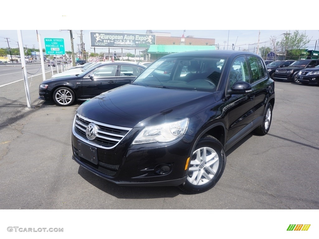 2011 Tiguan S 4Motion - Deep Black Metallic / Charcoal photo #1