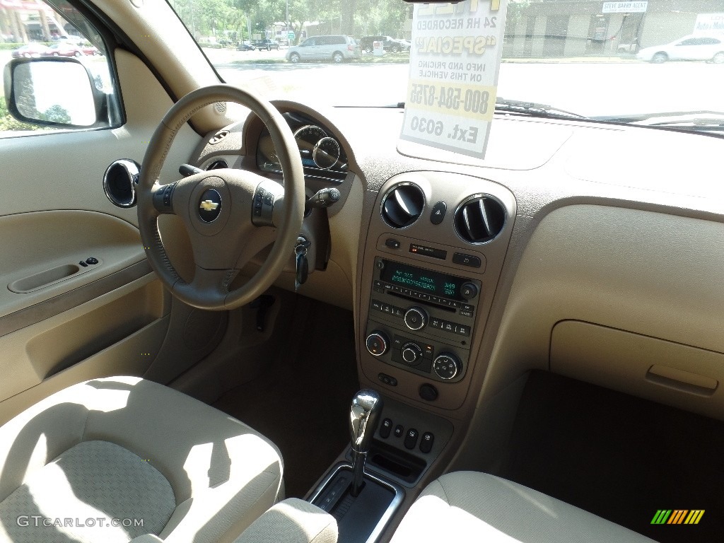 2007 HHR LT - Summit White / Gray photo #12