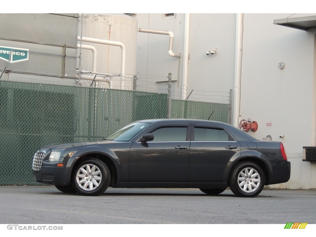 2008 300 LX - Bright Silver Metallic / Dark Khaki/Light Graystone photo #6