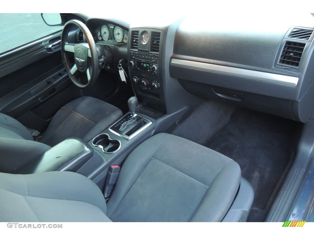2008 300 LX - Bright Silver Metallic / Dark Khaki/Light Graystone photo #9