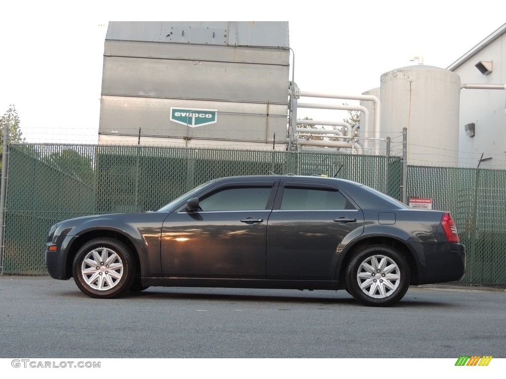 2008 300 LX - Bright Silver Metallic / Dark Khaki/Light Graystone photo #25