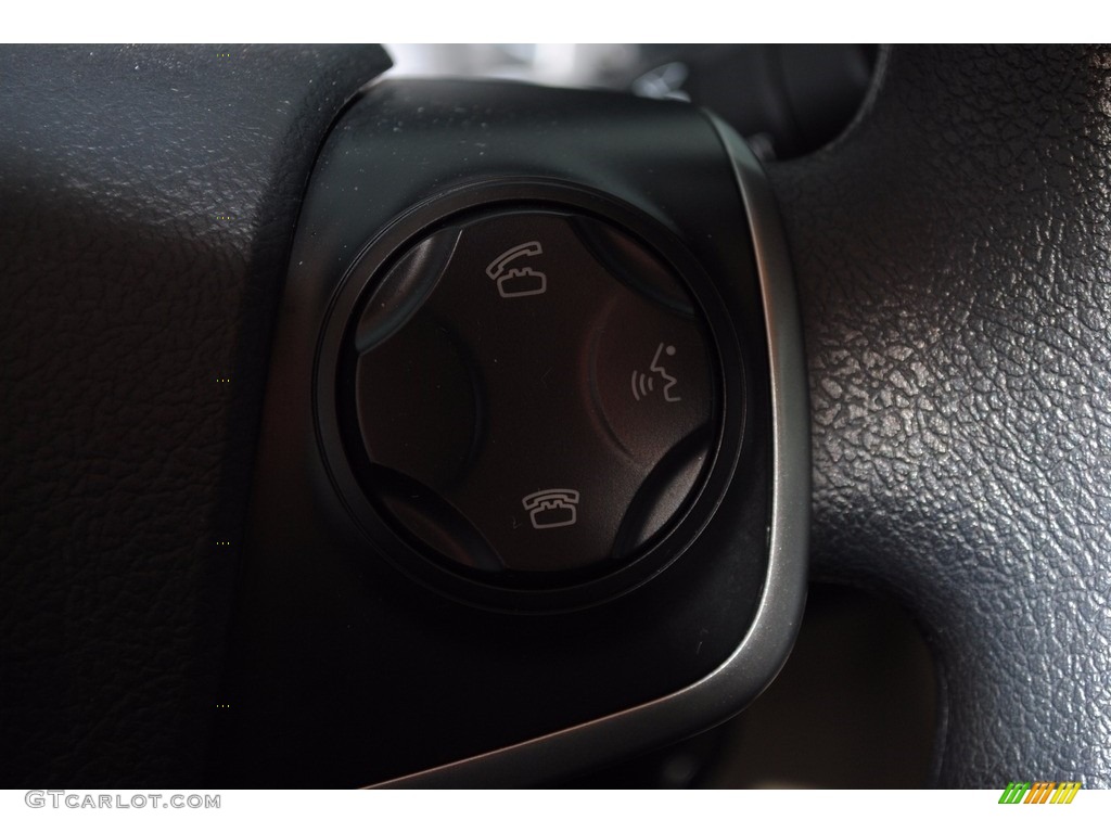 2014 Camry LE - Creme Brulee Metallic / Ivory photo #15