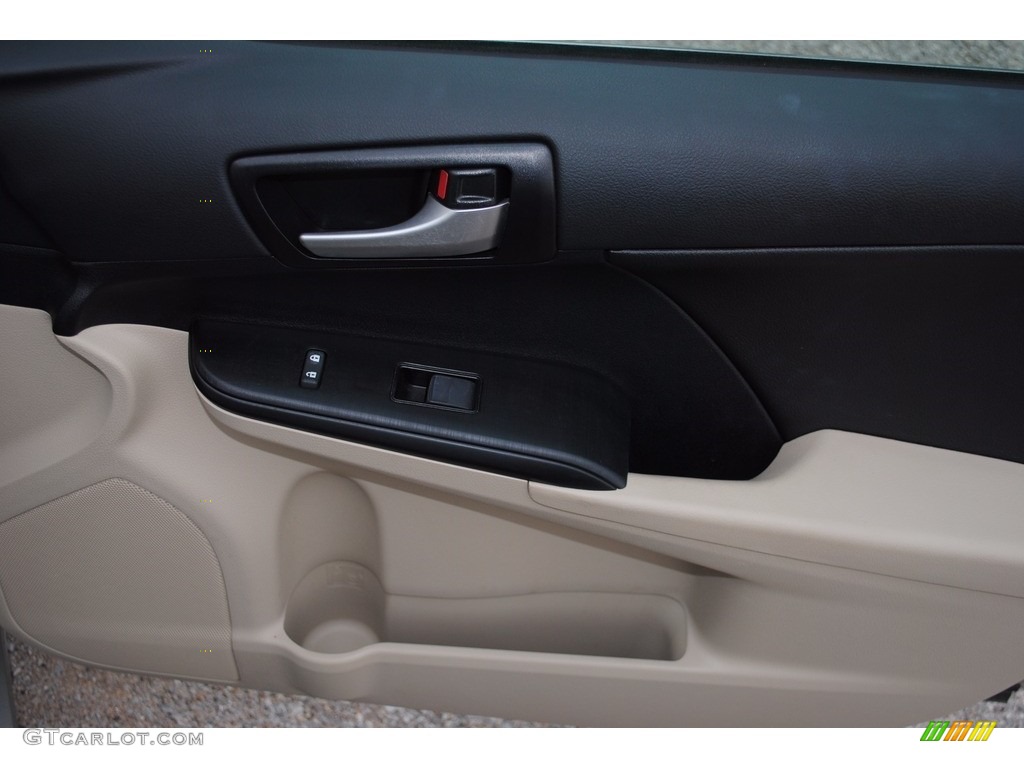 2014 Camry LE - Creme Brulee Metallic / Ivory photo #23