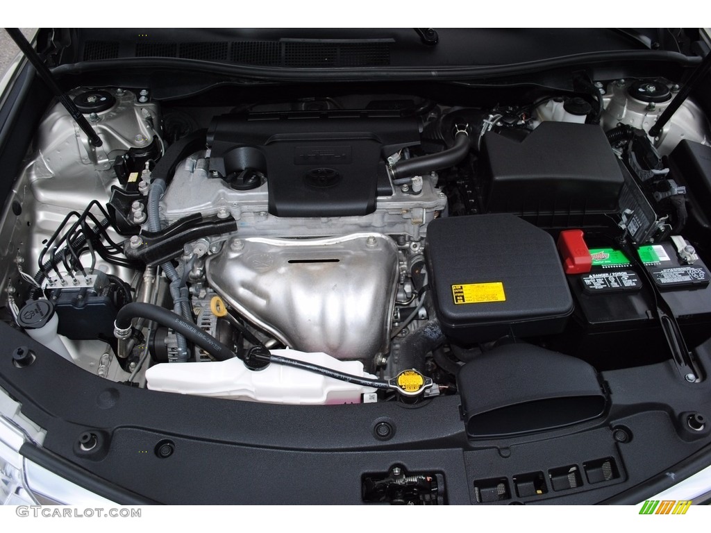 2014 Camry LE - Creme Brulee Metallic / Ivory photo #26