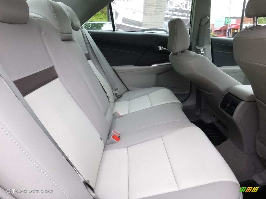 2014 Camry XLE - Attitude Black Metallic / Ivory photo #13
