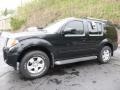Super Black - Pathfinder SE 4x4 Photo No. 7