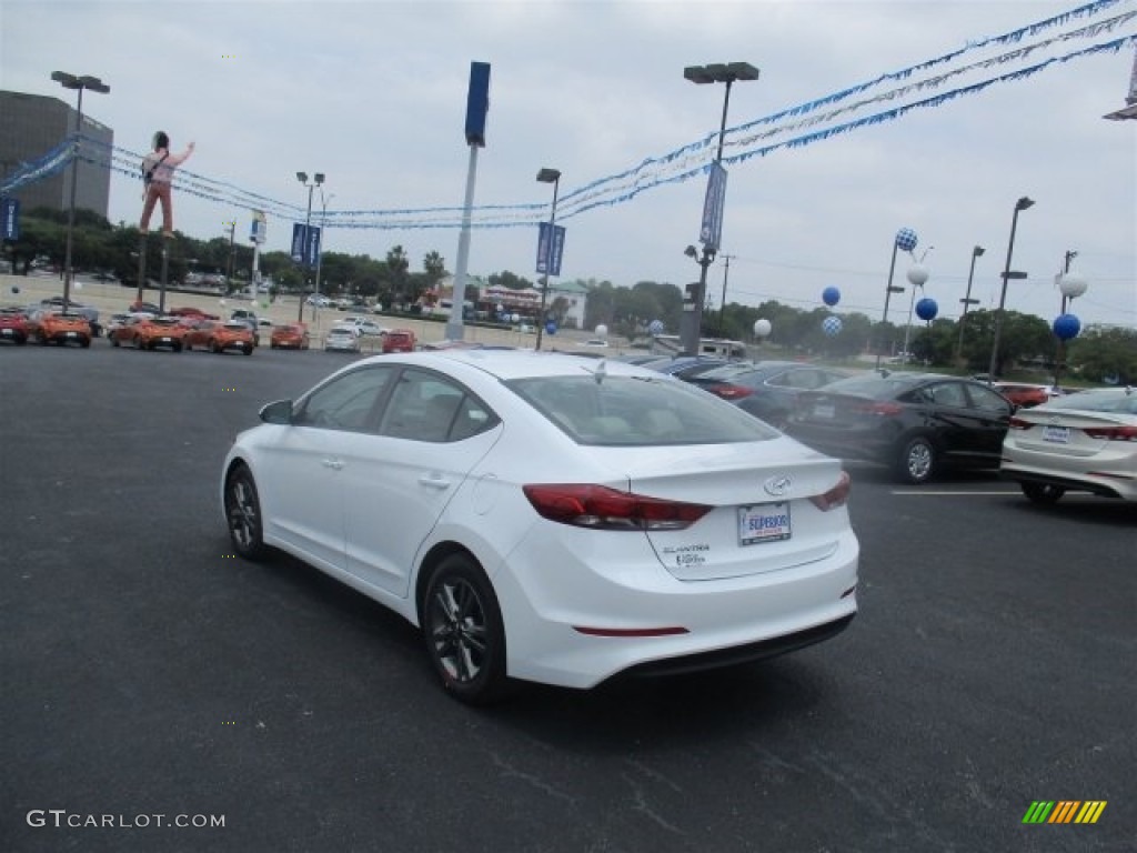 2017 Elantra SE - White / Beige photo #6