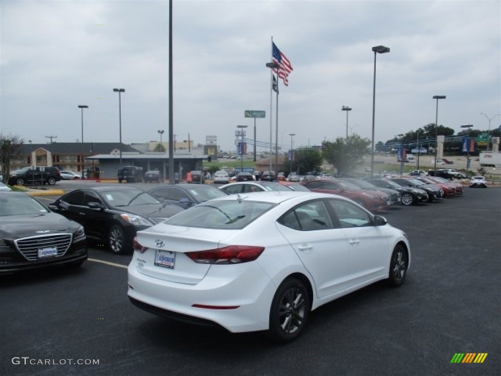 2017 Elantra SE - White / Beige photo #7