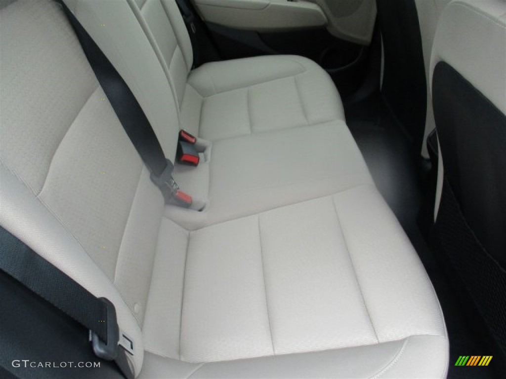 2017 Elantra SE - White / Beige photo #11