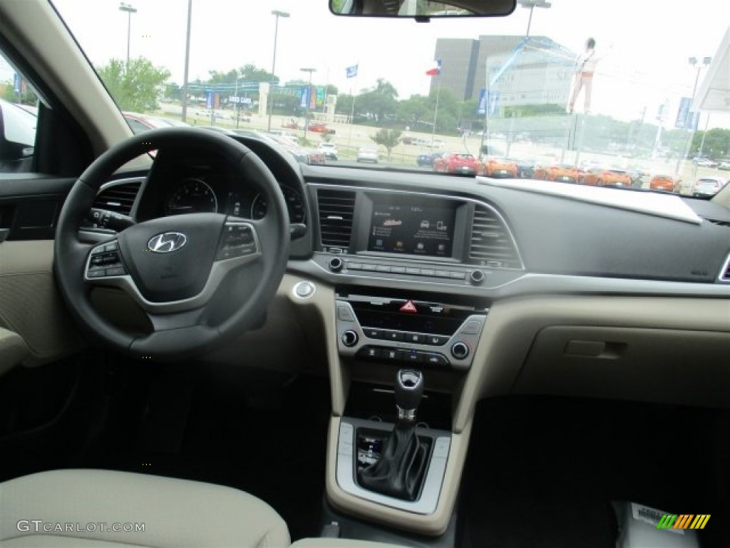 2017 Elantra SE - White / Beige photo #12