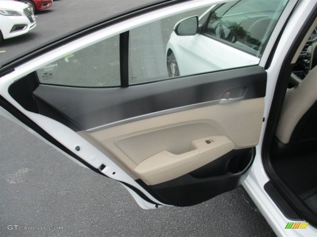 2017 Elantra SE - White / Beige photo #13