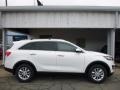 2016 Snow White Pearl Kia Sorento LX  photo #1