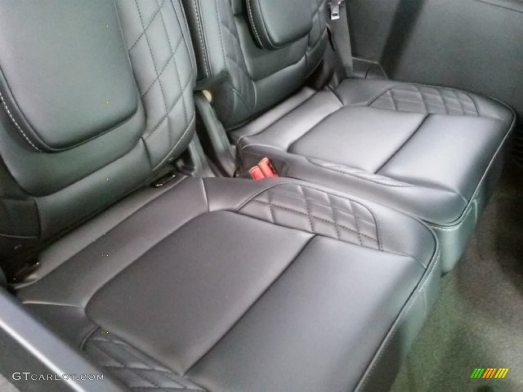 2016 Explorer Platinum 4WD - Shadow Black / Platinum Medium Soft Ceramic Nirvana Leather photo #35