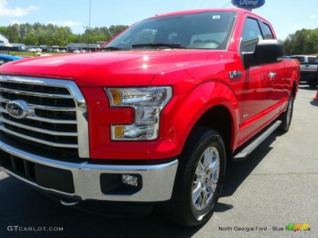 2016 F150 XLT SuperCab 4x4 - Race Red / Medium Earth Gray photo #30