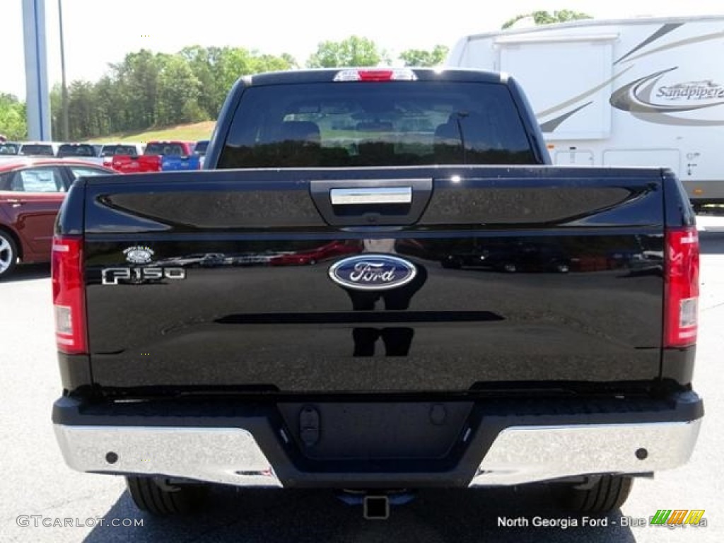 2016 F150 XLT SuperCab 4x4 - Shadow Black / Medium Earth Gray photo #4