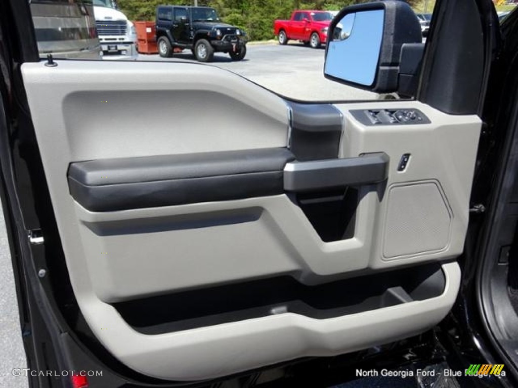 2016 F150 XLT SuperCab 4x4 - Shadow Black / Medium Earth Gray photo #10