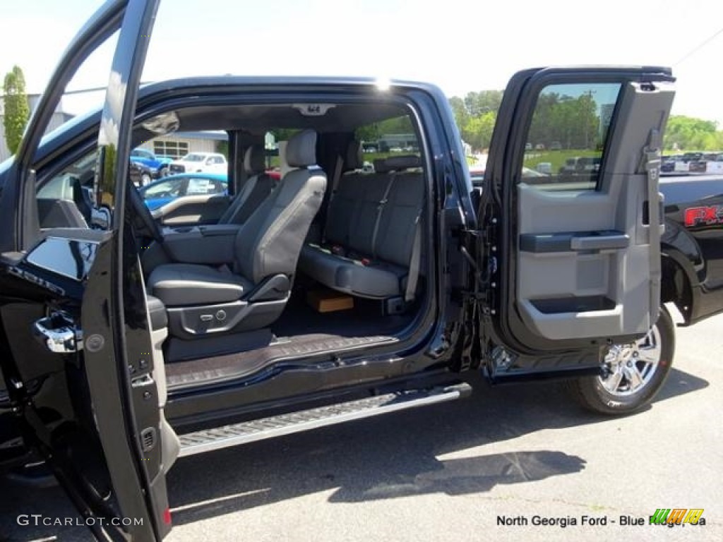 2016 F150 XLT SuperCab 4x4 - Shadow Black / Medium Earth Gray photo #15