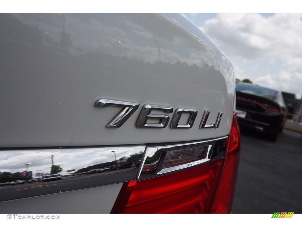 2010 BMW 7 Series 760Li Sedan Marks and Logos Photo #112671504