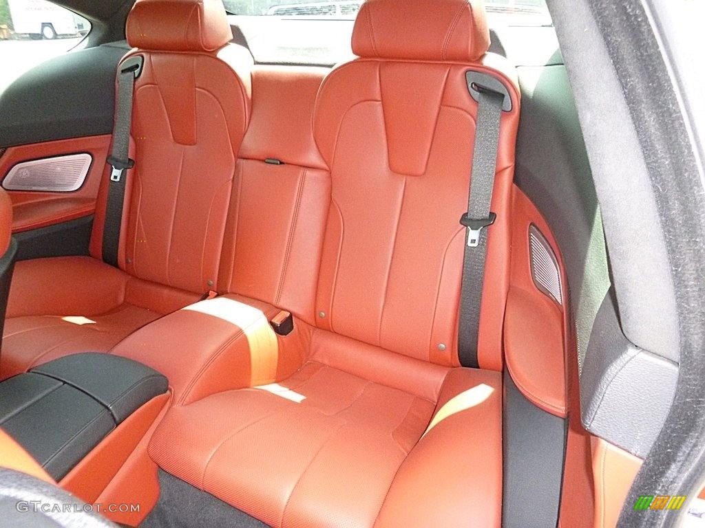 2015 BMW M6 Coupe Rear Seat Photo #112675273