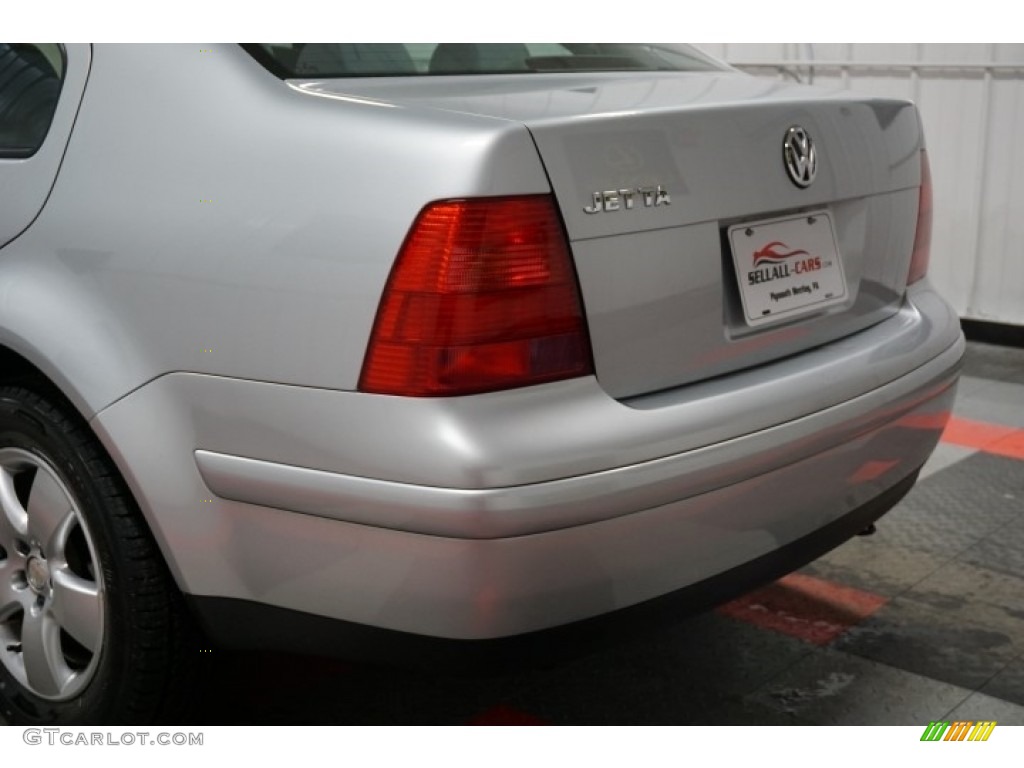 2003 Jetta GLS Sedan - Reflex Silver Metallic / Black photo #63