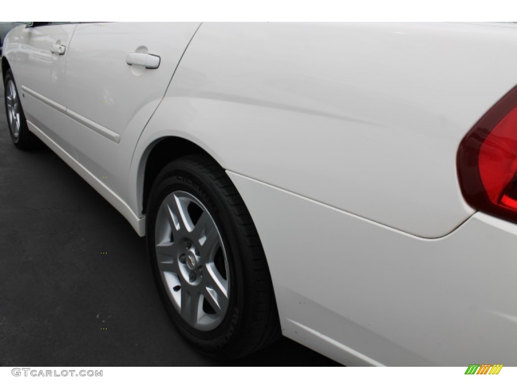 2007 Malibu LT Sedan - White / Titanium Gray photo #4