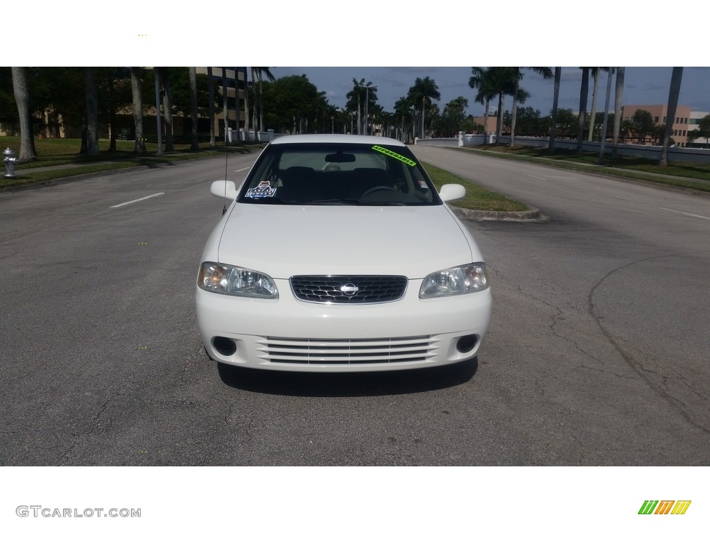 2002 Sentra XE - Cloud White / Sand Beige photo #8